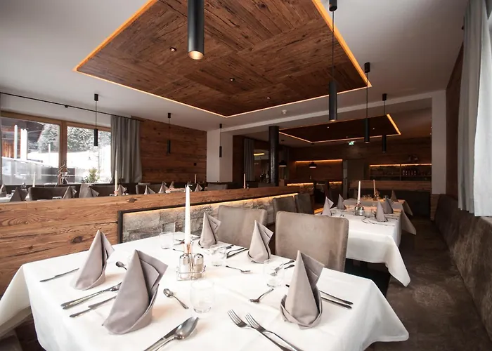 Hotel Loewe Dolomites San Candido